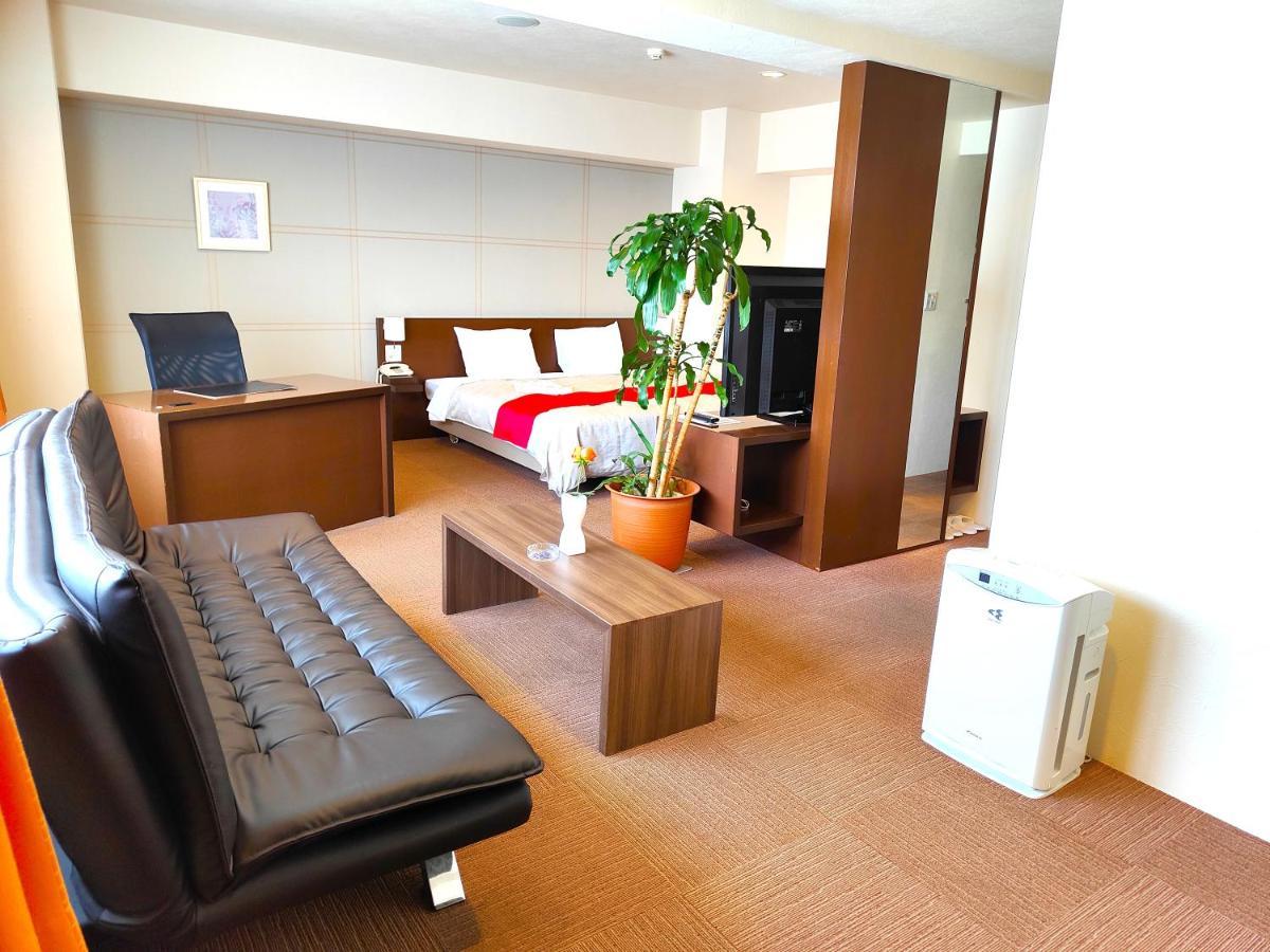 Kurume Hotel Esprit Екстер'єр фото